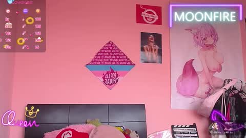 Snapshot of moonfiredance chatting on 02/24/26, 01:20 Nicky online show from 02/24/26, 01:20