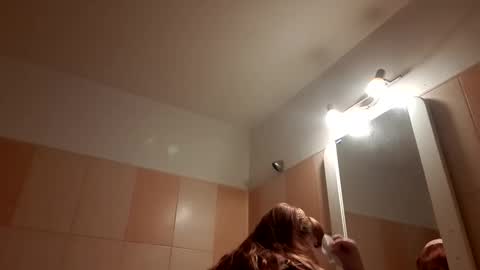 MoonFox  online show from 01/13/26, 12:21