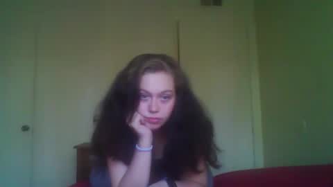 Snapshot of moongoddess16 chatting on 12/11/24, 06:20 Anastasia online show from 12/11/24, 06:20