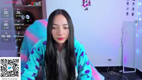 Snapshot of moonlady_ chatting on 01/27/25, 02:31 MOON online show from 01/27/25, 02:31