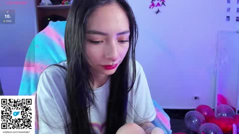 MOON  online show from 02/04/25, 11:27