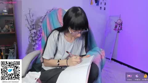 MOON  online show from 09/25/25, 05:22