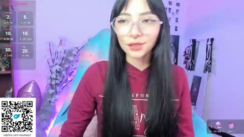 Snapshot of moonlady_ chatting on 10/27/25, 02:48 MOON online show from 10/27/25, 02:48