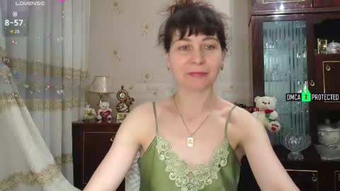 Snapshot of moonlight_88888 chatting on 06/09/26, 01:28 Moonlight 88888 online show from 06/09/26, 01:28