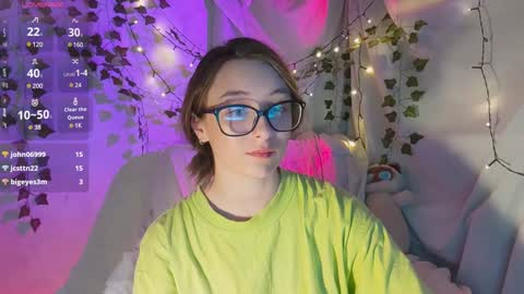 Snapshot of moonlight__lovers chatting on 12/02/24, 04:31 Dana online show from 12/02/24, 04:31