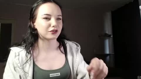 moonlightpoison online show from 05/14/26, 07:37