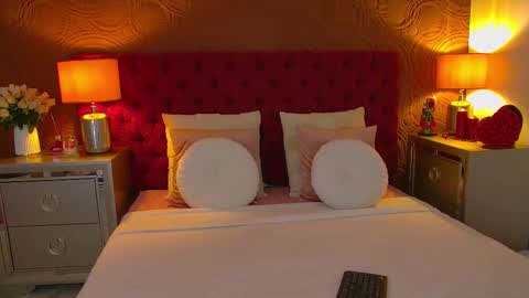 moonligt_iris online show from 03/04/26, 06:08