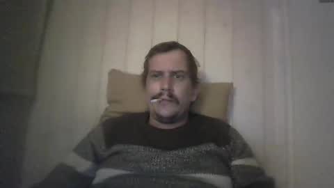 Snapshot of moonlines chatting on 10/13/25, 11:38 BouncyBoner online show from 10/13/25, 11:38