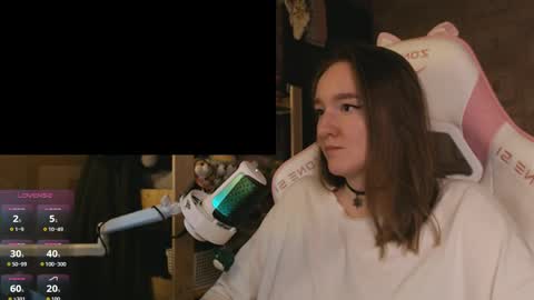 Snapshot of moonlish_siren chatting on 04/28/26, 05:29 Katrin online show from 04/28/26, 05:29