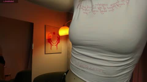 Asuna online show from 11/06/25, 01:45