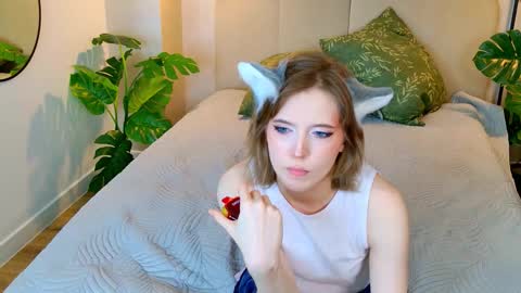 Asuna online show from 11/16/25, 01:49