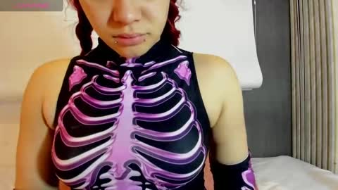 Kitty online show from 11/22/25, 07:02