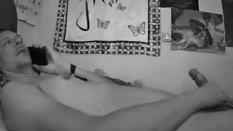 Snapshot of moonlucky007 chatting on 09/11/25, 10:15 Moonlucky007 online show from 09/11/25, 10:15