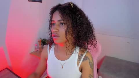 Snapshot of moonrose_1 chatting on 03/02/26, 08:37 Rosa online show from 03/02/26, 08:37