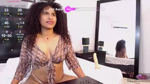 moonshadow_8 online show from 12/22/25, 11:46