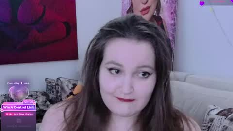 Snapshot of moonshinelady chatting on 03/06/26, 10:39 Kate online show from 03/06/26, 10:39