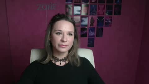 Snapshot of moonsusanna chatting on 03/04/26, 06:30 Susanna online show from 03/04/26, 06:30