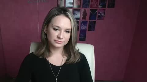 Snapshot of moonsusanna chatting on 03/12/26, 06:41 Susanna online show from 03/12/26, 06:41