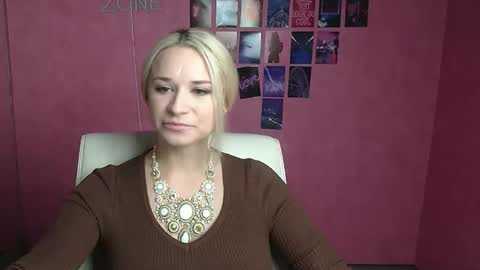 Snapshot of moonsusanna chatting on 04/07/26, 05:19 Susanna online show from 04/07/26, 05:19