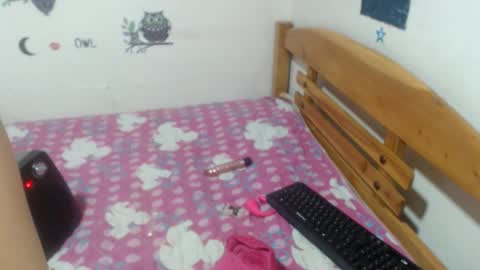 Snapshot of moontthbluee chatting on 09/18/25, 05:20 luna online show from 09/18/25, 05:20