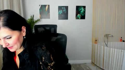 Ask me  online show from 11/24/25, 03:50