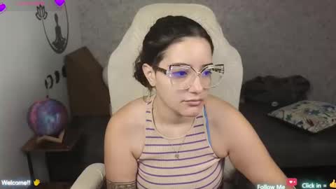 Moon Woman online show from 02/21/25, 03:34