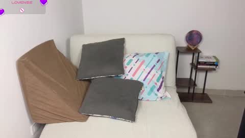 Moon Woman online show from 01/15/26, 03:33