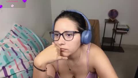 Moon Woman online show from 02/15/26, 07:51