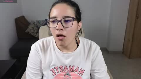 Moon Woman online show from 05/22/26, 10:48
