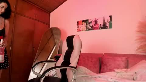 Michelle online show from 11/17/25, 01:22