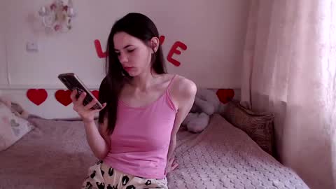 moore_alice online show from 04/14/26, 02:56