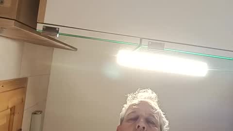 moos1 online show from 03/16/26, 05:35