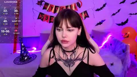 Snapshot of morana_batt chatting on 10/31/25, 02:34 Morana online show from 10/31/25, 02:34