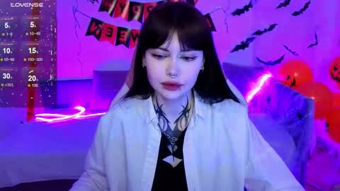 Snapshot of morana_batt chatting on 11/01/25, 02:02 Morana online show from 11/01/25, 02:02