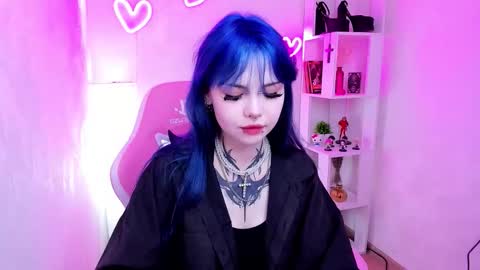 Snapshot of morana_batt chatting on 12/05/25, 02:20 Morana online show from 12/05/25, 02:20