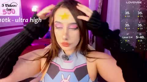 Snapshot of moranakit chatting on 11/20/25, 06:40 Morana Mayer online show from 11/20/25, 06:40