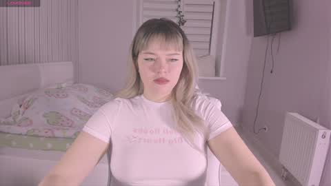 Sofia     online show from 12/01/24, 11:58