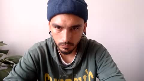 Snapshot of morbidangel08 chatting on 08/07/26, 06:10 Abelardo online show from 08/07/26, 06:10