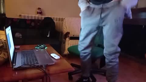 Snapshot of morboso31xxx chatting on 12/04/24, 02:53 hotguy4all online show from 12/04/24, 02:53