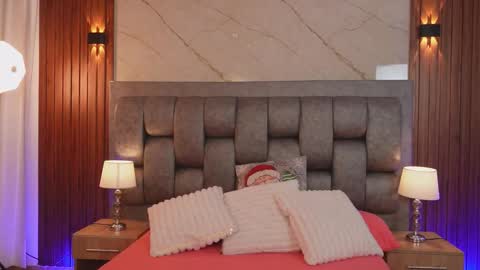 more hott online show from 01/15/26, 07:06