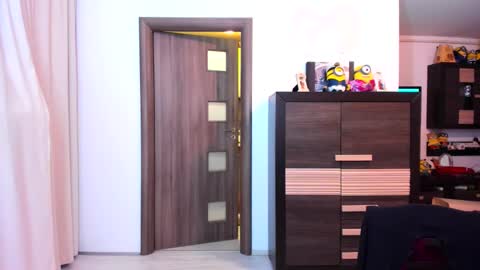 Carina online show from 02/17/26, 05:15