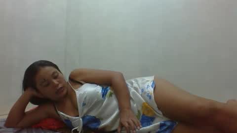 Snapshot of morena_girl31 chatting on 04/26/26, 03:10 morena_girl31 online show from 04/26/26, 03:10