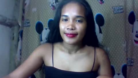 Snapshot of morenagirlpinay18 chatting on 04/13/26, 11:27 morenagirlpinay18 online show from 04/13/26, 11:27