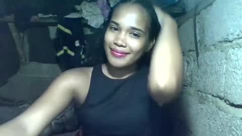 Snapshot of morenagirlpinay18 chatting on 04/21/26, 06:20 morenagirlpinay18 online show from 04/21/26, 06:20