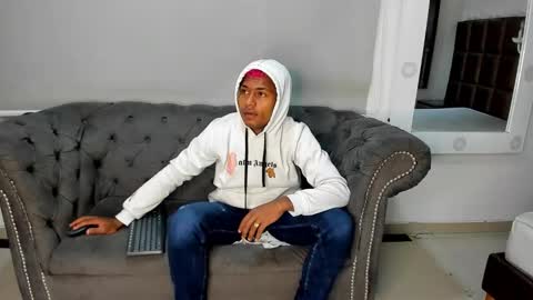 Snapshot of morenitodigno chatting on 01/15/26, 06:44 Mmorenito online show from 01/15/26, 06:44