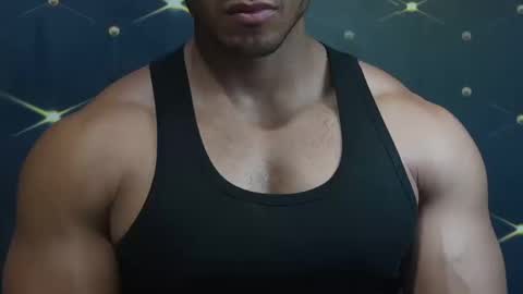 Snapshot of moreno1muscular chatting on 09/22/25, 09:28 moreno1muscular online show from 09/22/25, 09:28