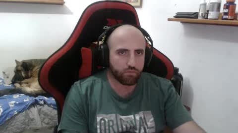 Snapshot of morenoch19 chatting on 12/03/24, 08:50 alejo online show from 12/03/24, 08:50