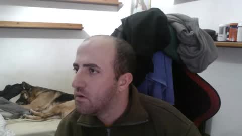 Snapshot of morenoch19 chatting on 12/25/24, 08:28 alejo online show from 12/25/24, 08:28