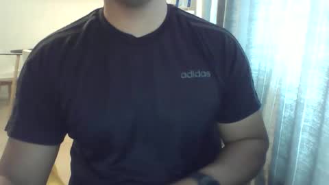 Snapshot of morenolatin19 chatting on 05/28/26, 04:48 Jos Luis online show from 05/28/26, 04:48
