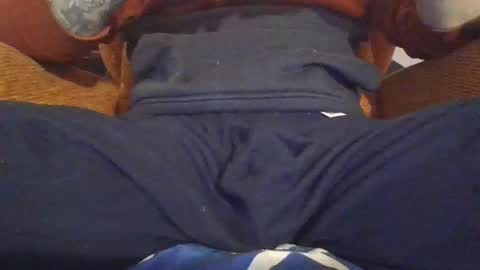 Snapshot of morenote67 chatting on 12/17/25, 10:38 morenote67 online show from 12/17/25, 10:38